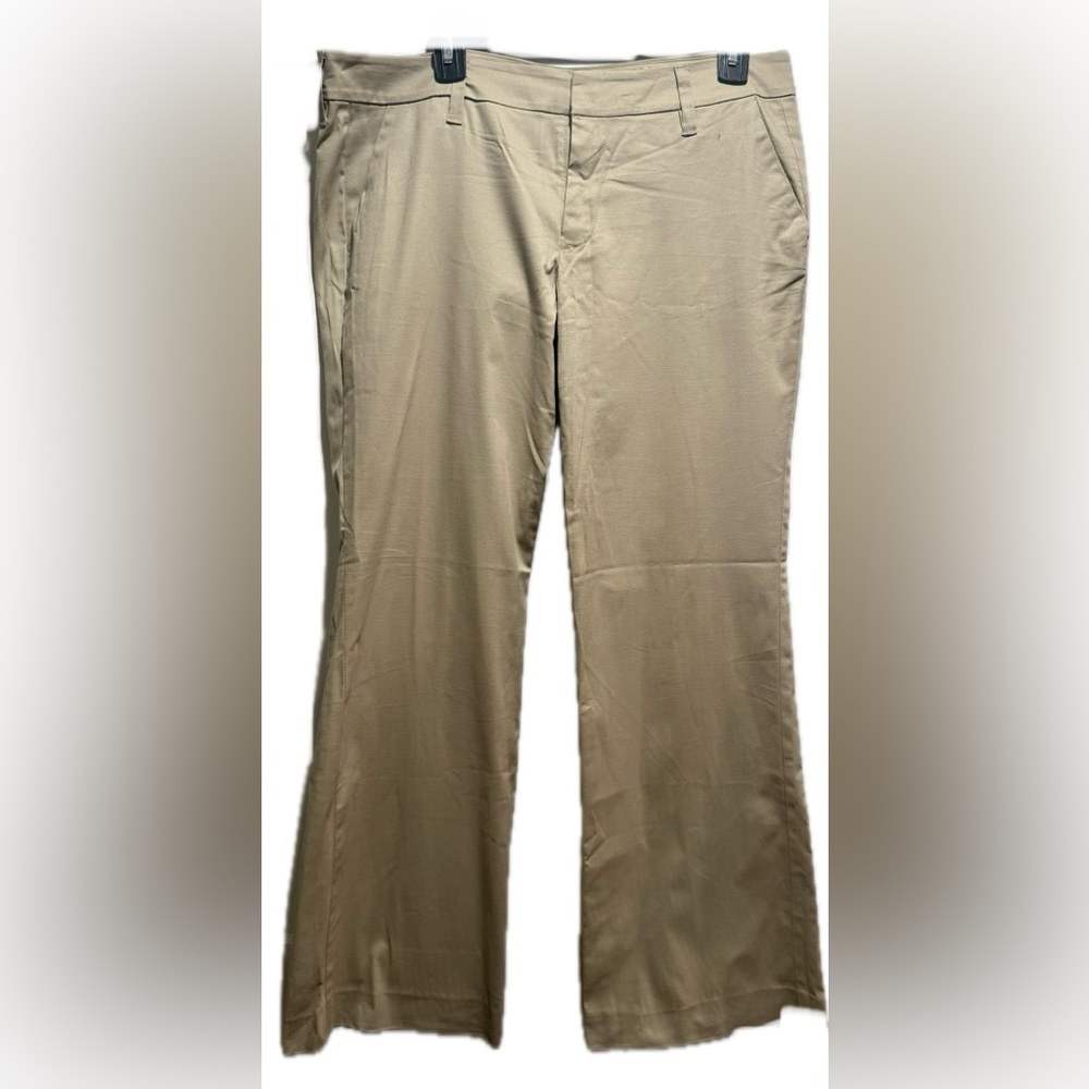 Old Navy curvy stretch cotton twill khaki bootcut trousers 8